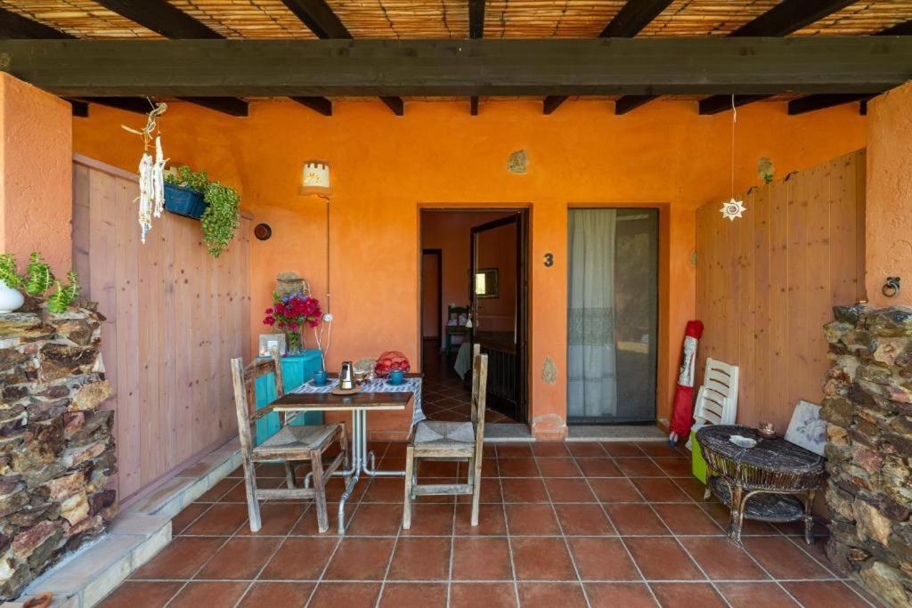 Amalfatah Hotell Teulada Exteriör bild